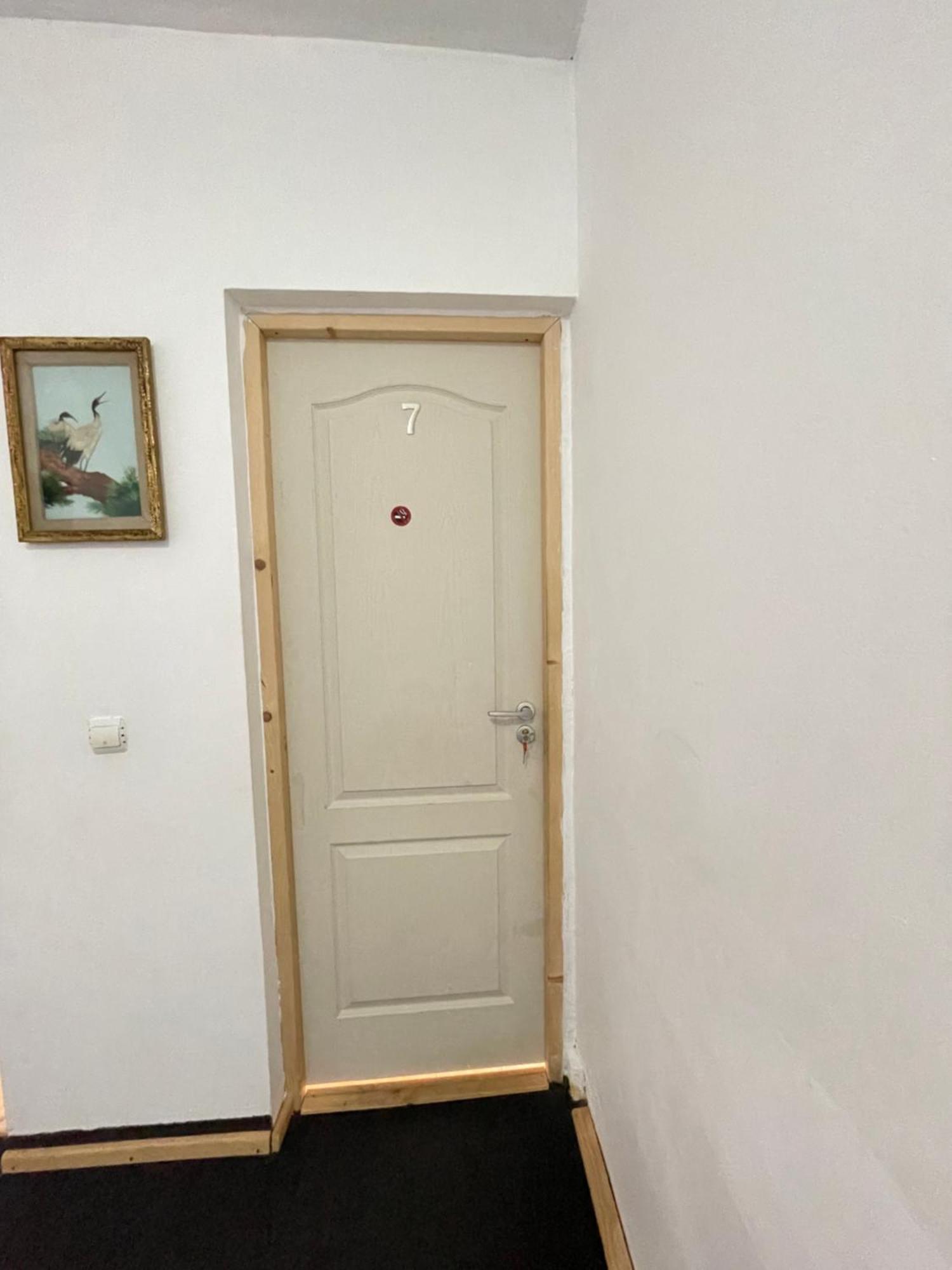 Casa Trandafirilor Hotel ทูลเซีย ภายนอก รูปภาพ