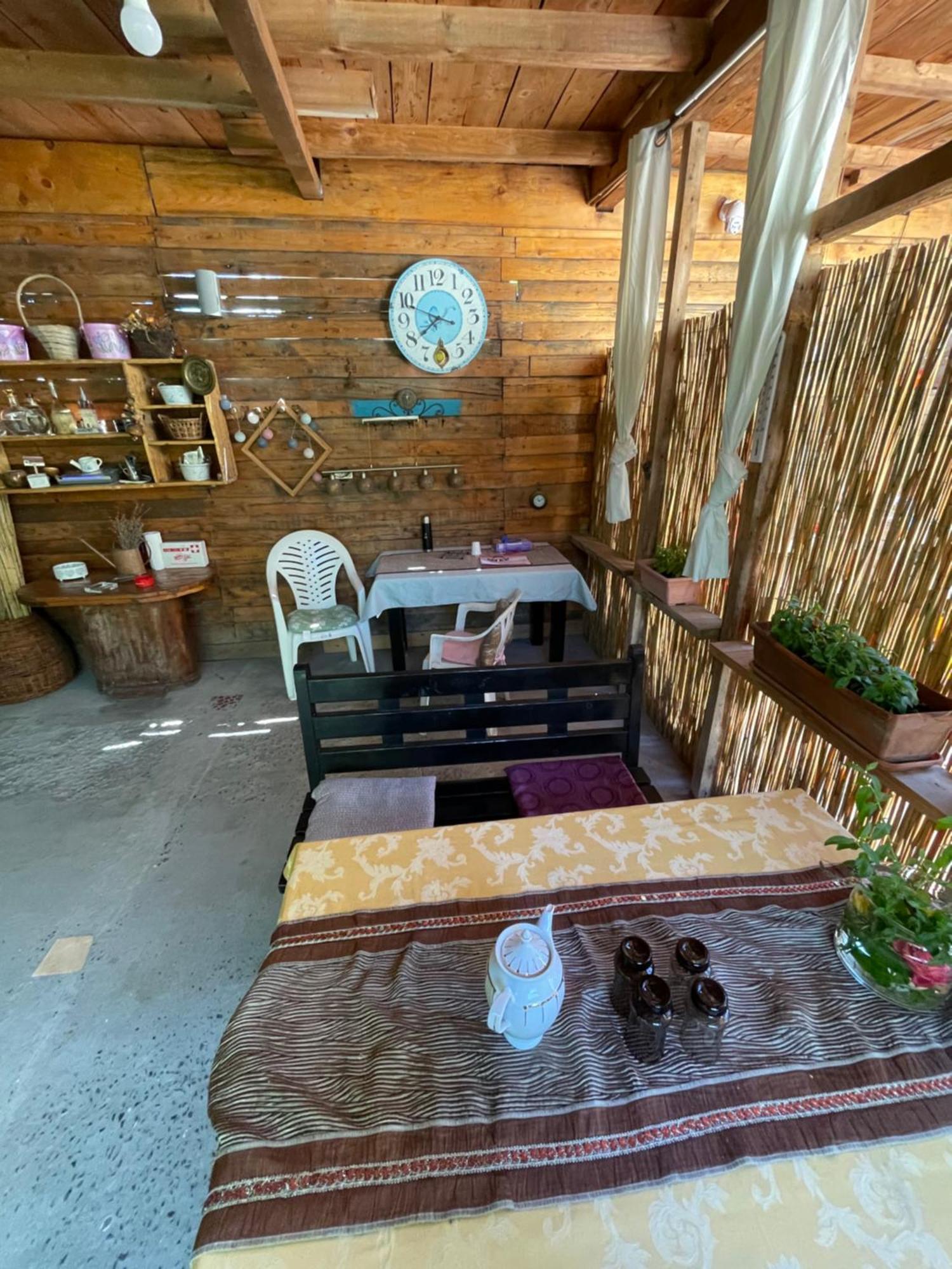 Casa Trandafirilor Hotel ทูลเซีย ภายนอก รูปภาพ